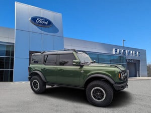 2023 Ford Bronco OUTER BANKS 4 DOOR ADVANC