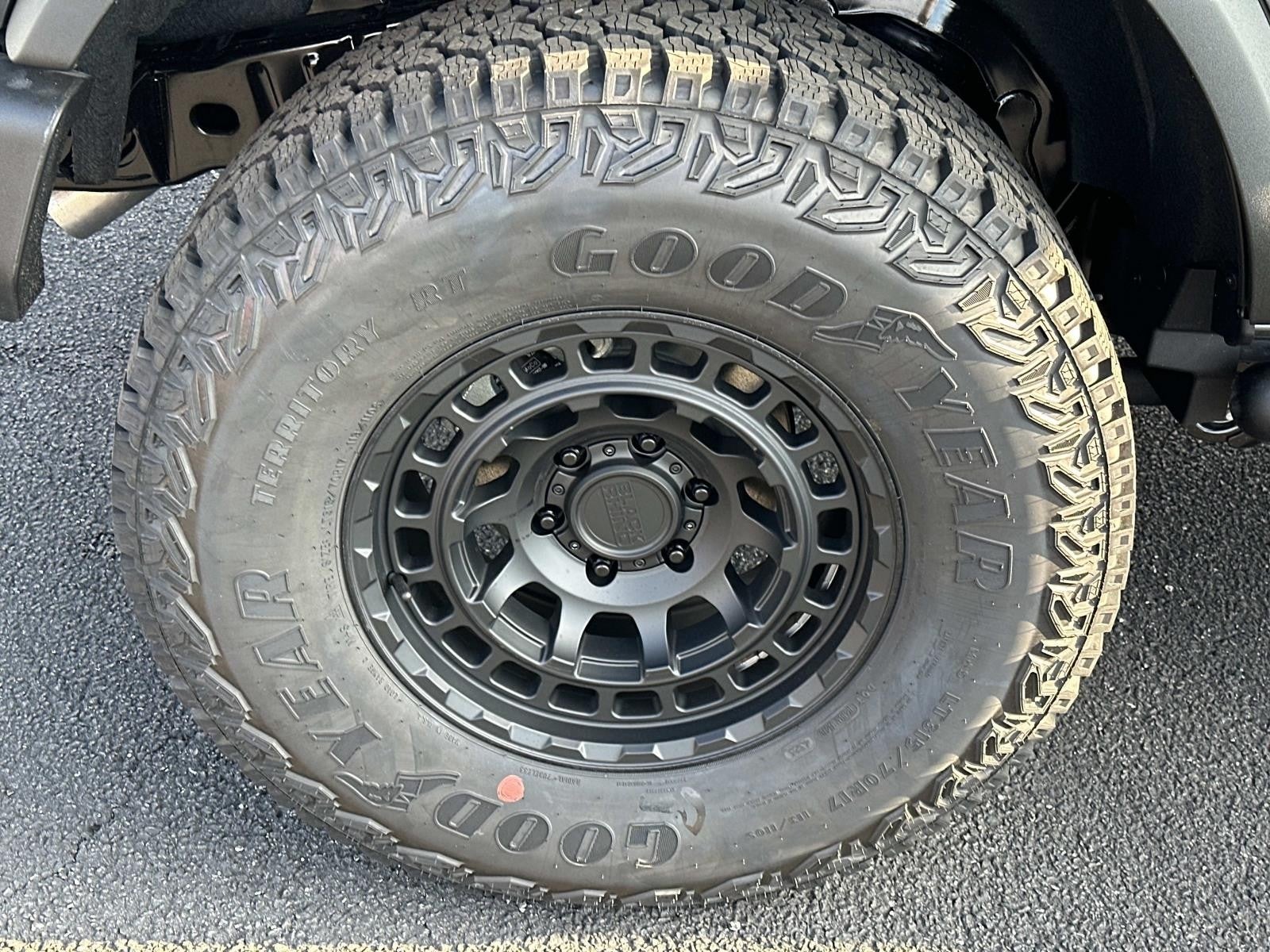 2025 Ford Bronco BASE 4 DOOR 4X4 PUG PACKAGE