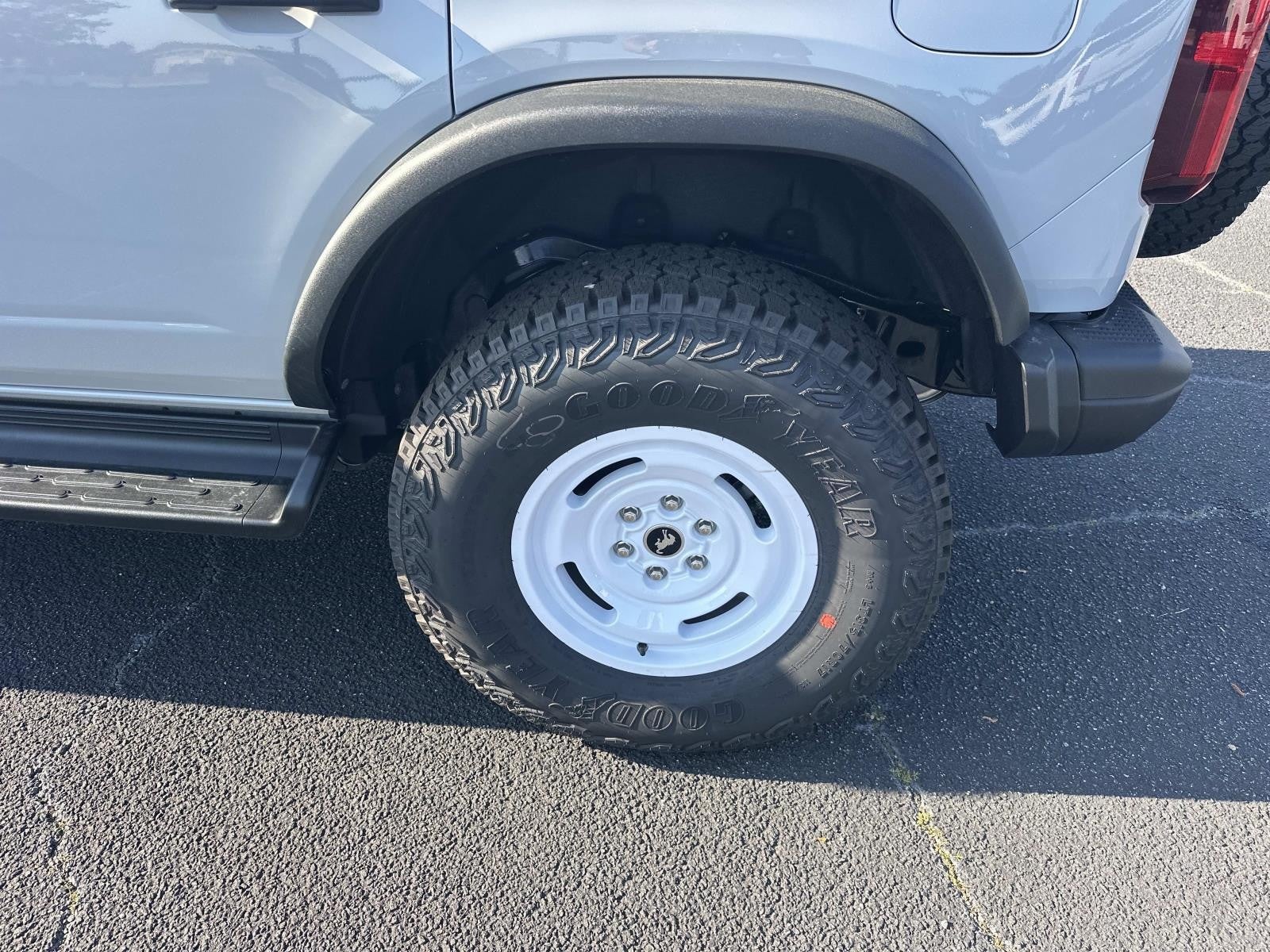 2026 Ford Bronco HERITAGE EDITION 4 DOOR A