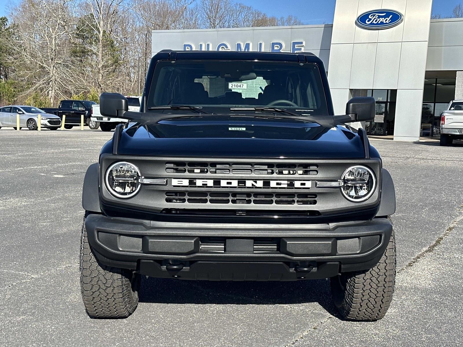 2025 Ford Bronco BASE 4 DOOR 4X4