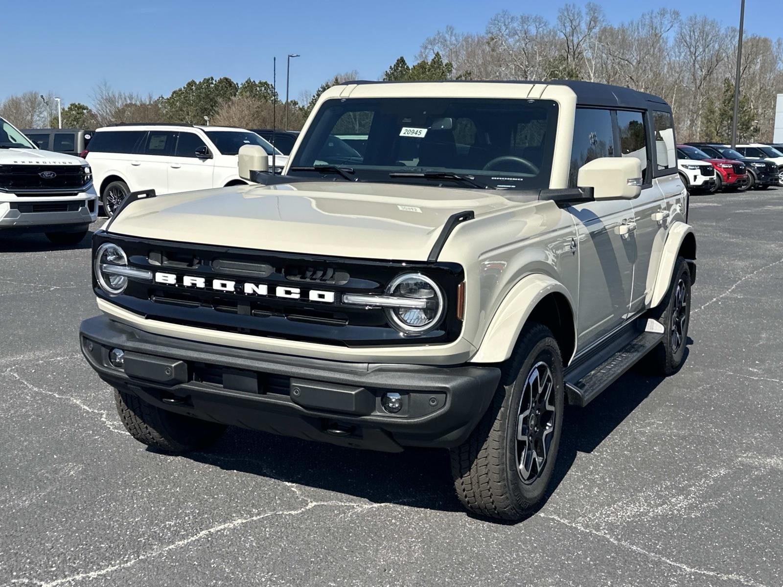 2025 Ford Bronco OUTER BANKS 4 DOOR 4X4