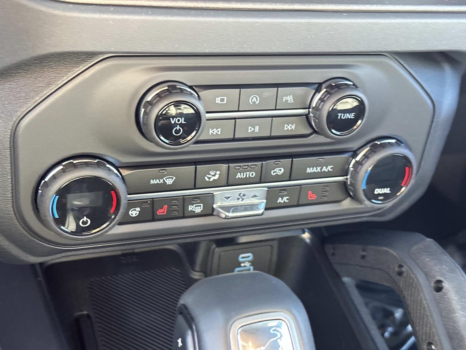 2025 Ford Bronco BADLANDS 4 DOOR ADVANCED