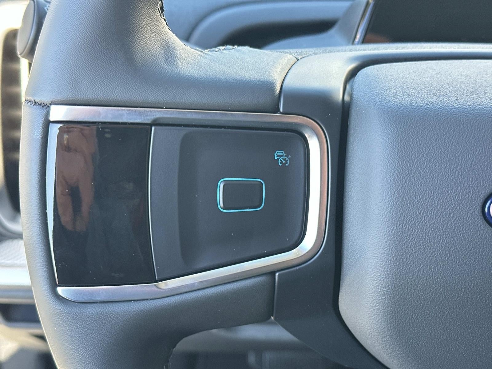 2025 Ford Expedition ACTIVE 4X2