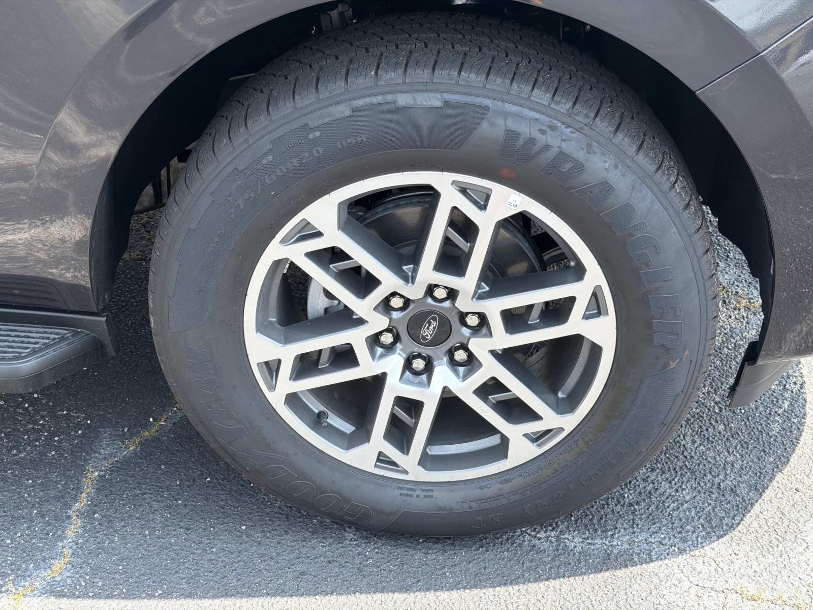 2026 Ford Expedition ACTIVE 4X2
