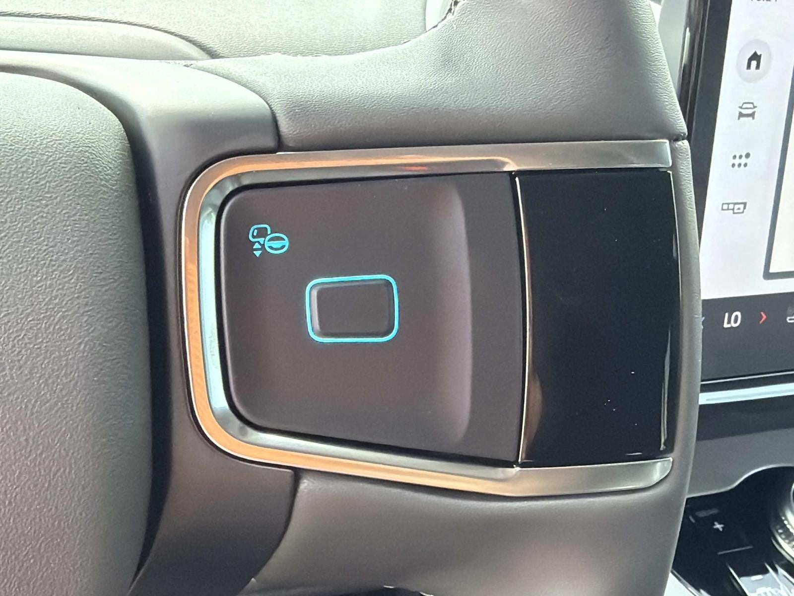 2026 Ford Expedition ACTIVE 4X2