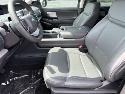 2026 Ford Expedition ACTIVE 4X2