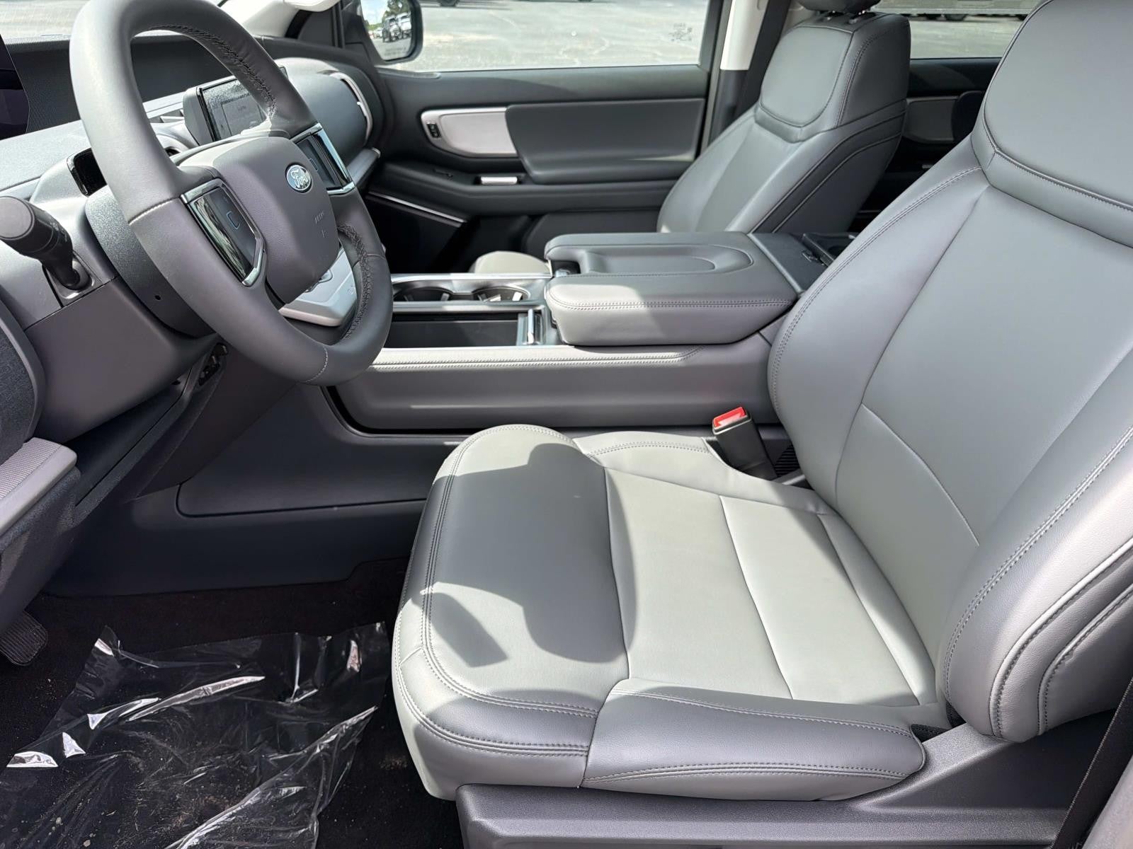 2026 Ford Expedition ACTIVE 4X2