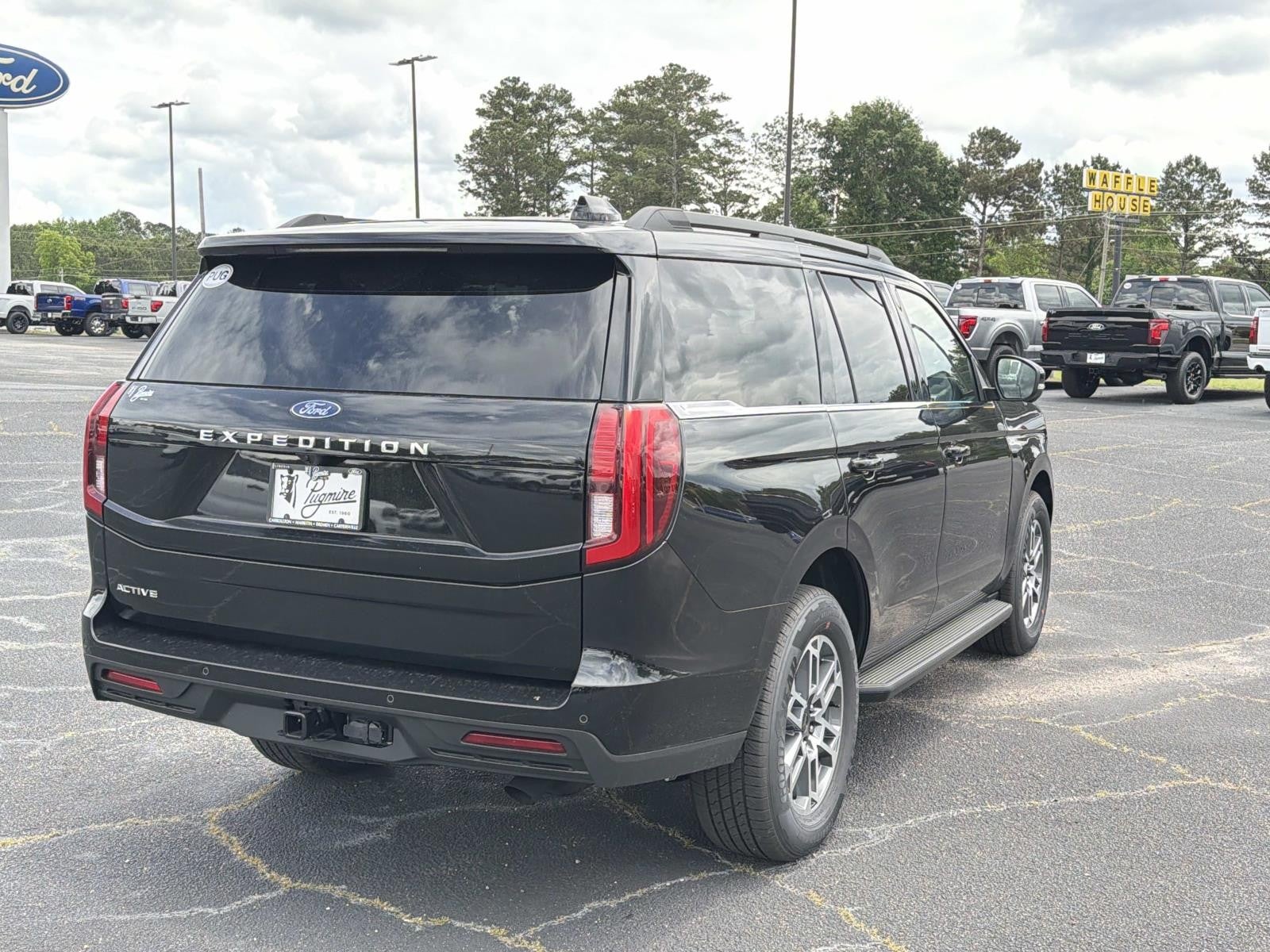 2026 Ford Expedition ACTIVE 4X2