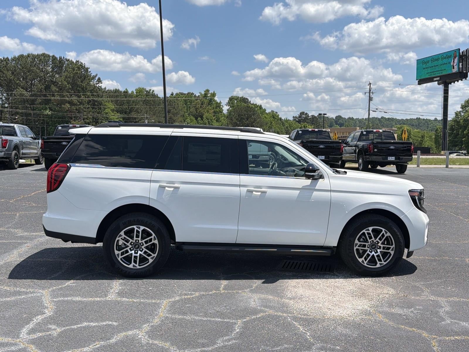 2026 Ford Expedition ACTIVE 4X2