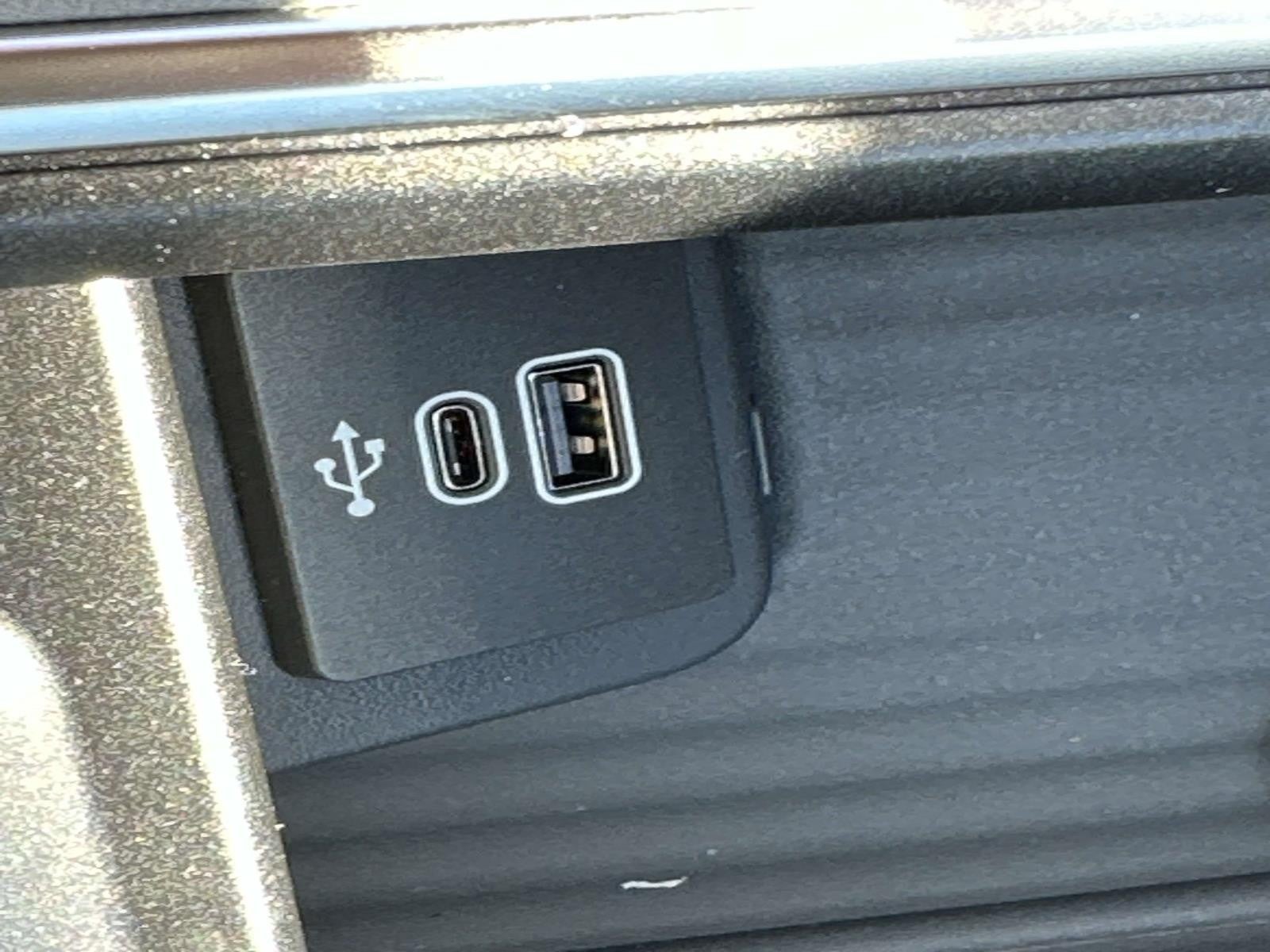 2026 Ford Expedition ACTIVE 4X2