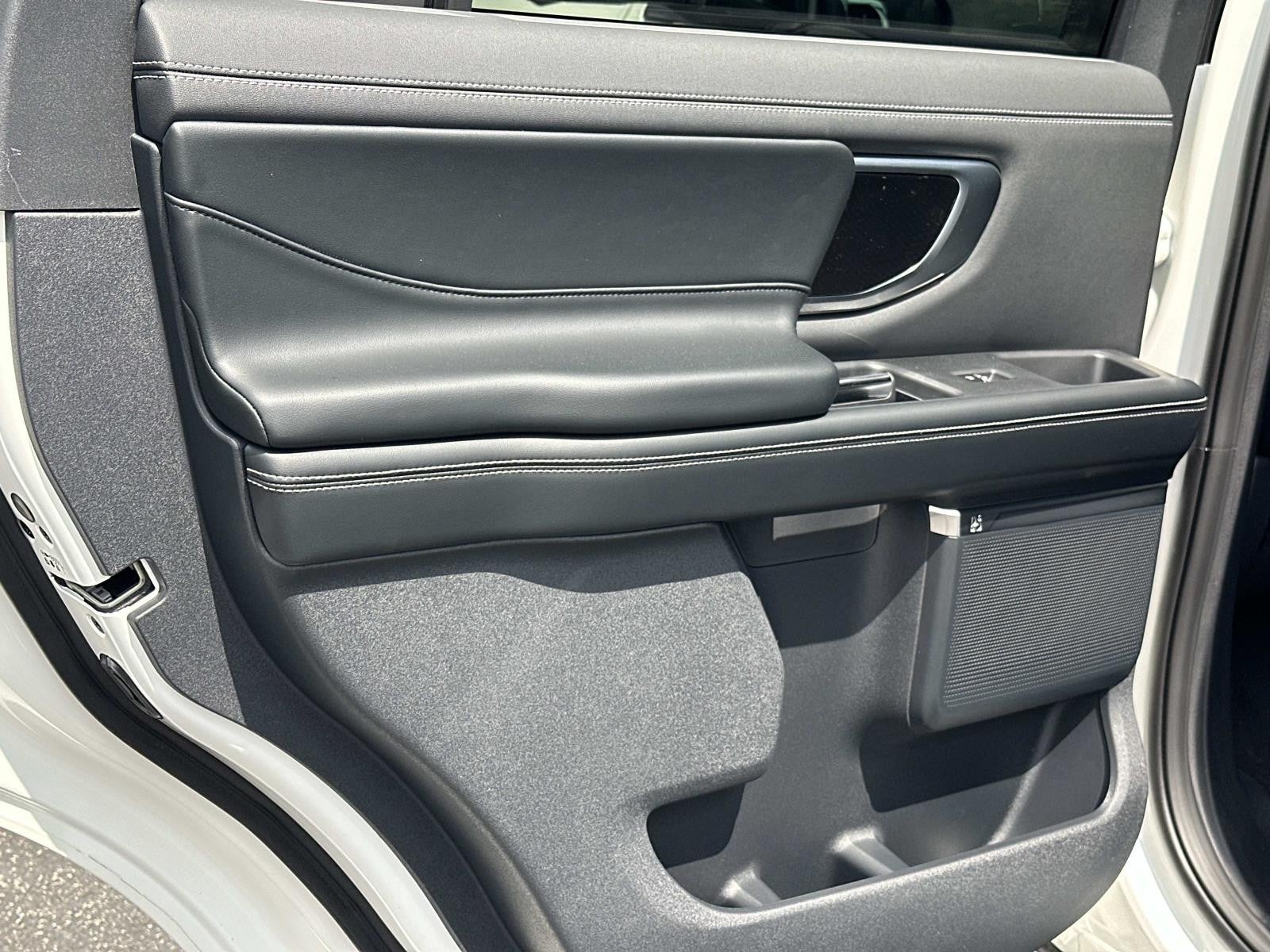 2026 Ford Expedition PLATINUM 4X4