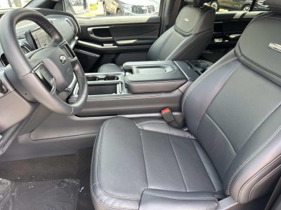 2026 Ford Expedition PLATINUM 4X4