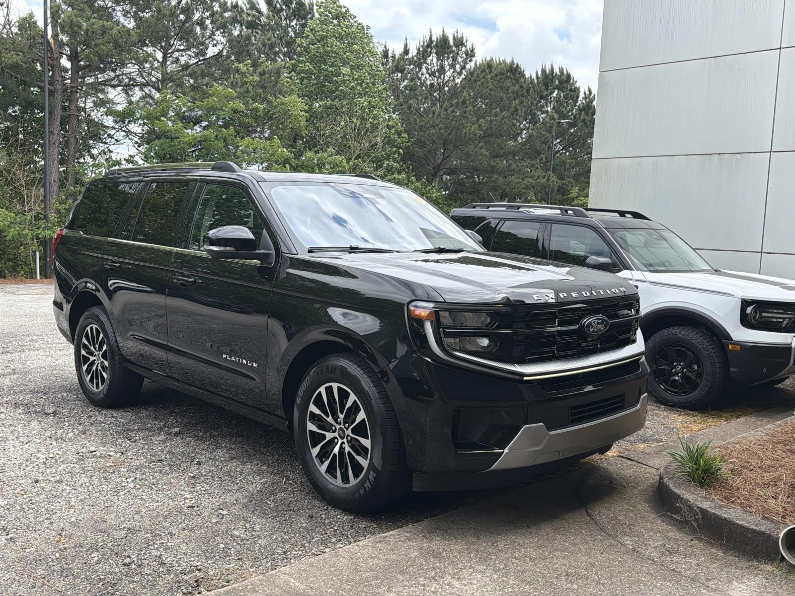 2025 Ford Expedition Platinum