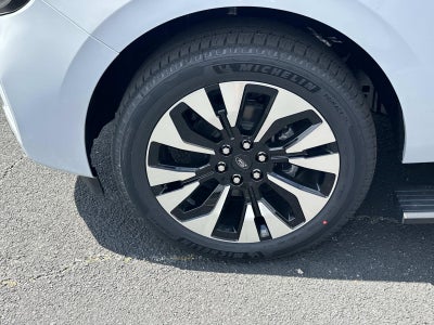 2026 Ford Expedition PLATINUM 4X4