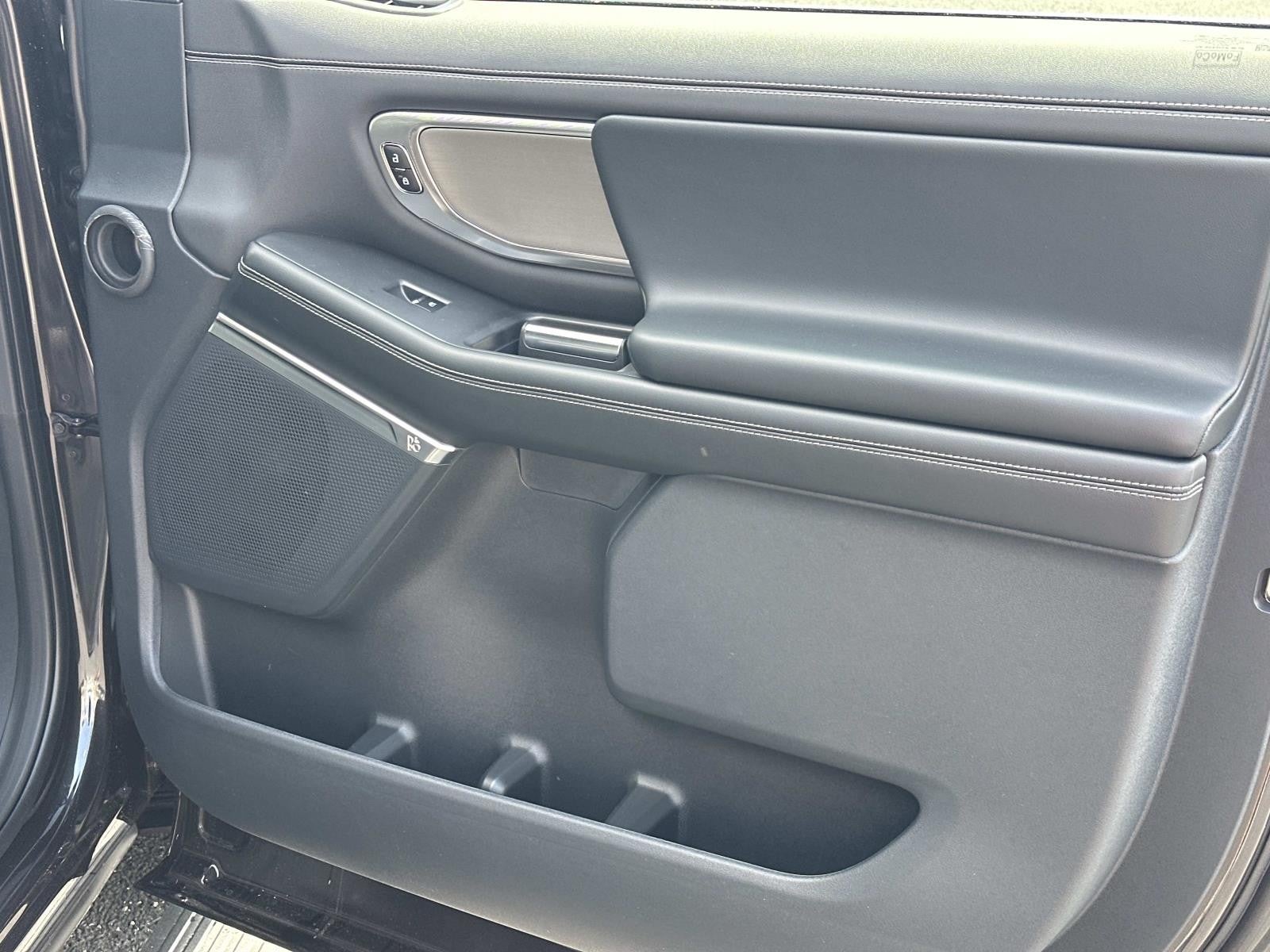 2026 Ford Expedition PLATINUM 4X4