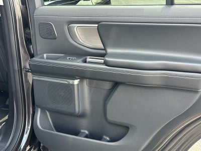 2026 Ford Expedition PLATINUM 4X4