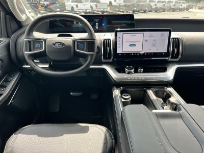 2026 Ford Expedition PLATINUM 4X4