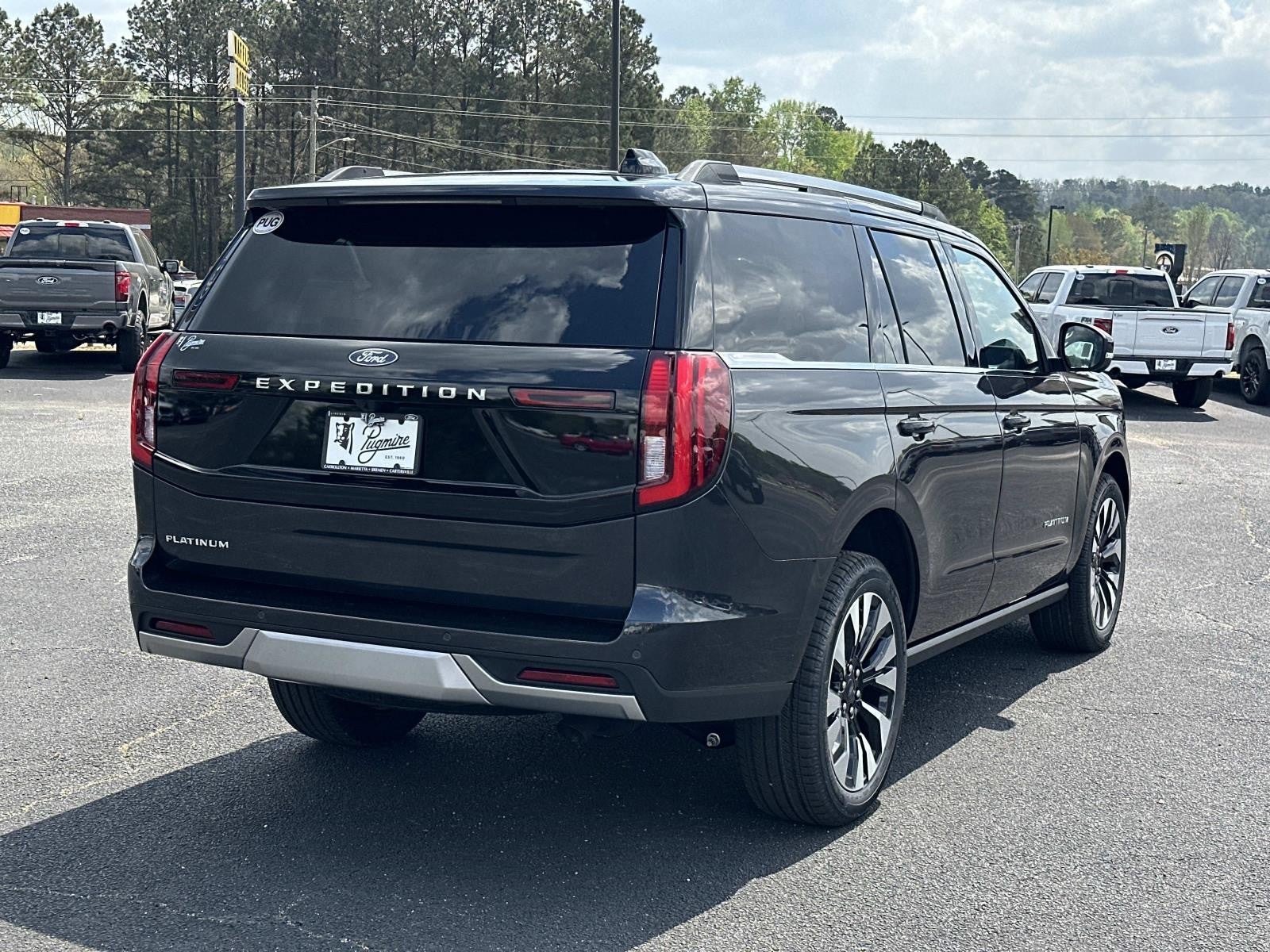 2026 Ford Expedition PLATINUM 4X4