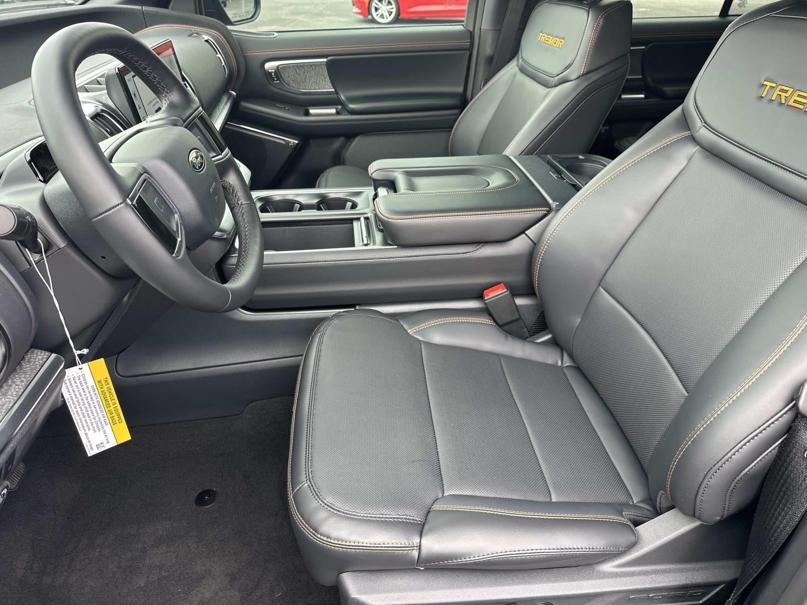 2026 Ford Expedition TREMOR 4X4