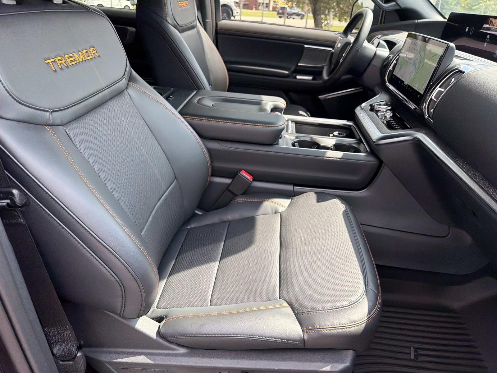 2026 Ford Expedition TREMOR 4X4