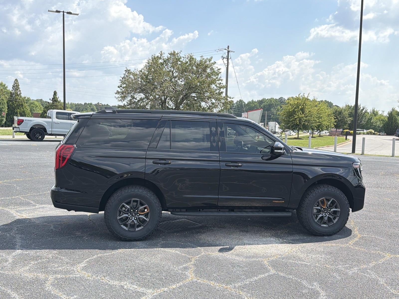 2026 Ford Expedition TREMOR 4X4
