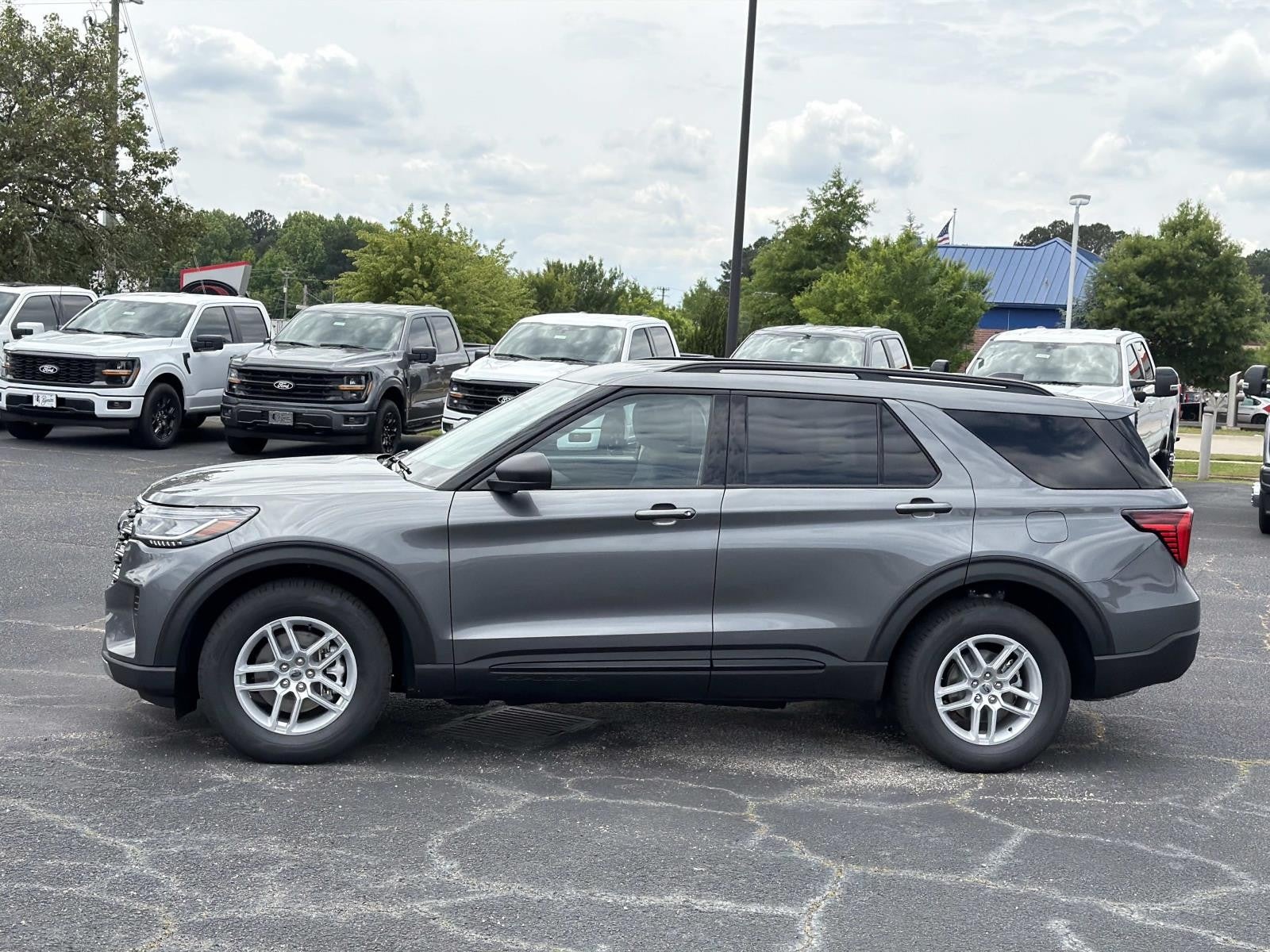 2026 Ford Explorer ACTIVE RWD