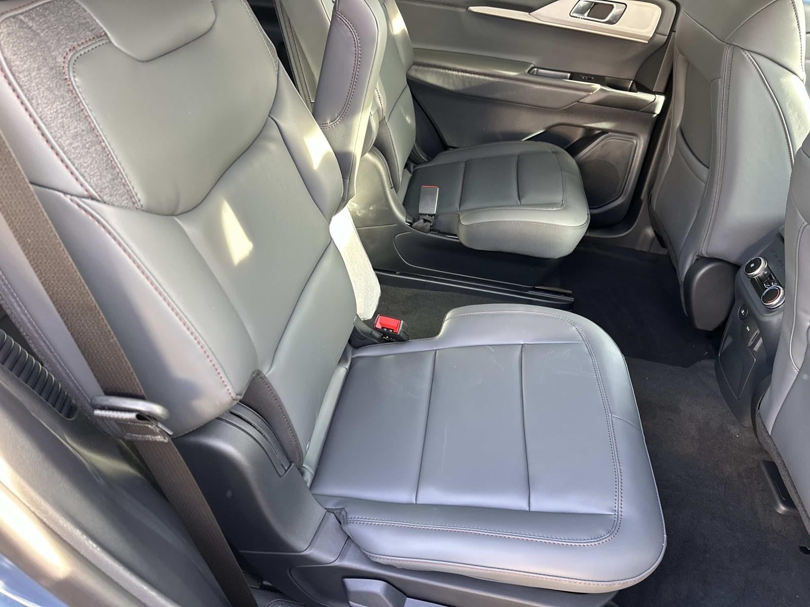 2026 Ford Explorer ACTIVE RWD