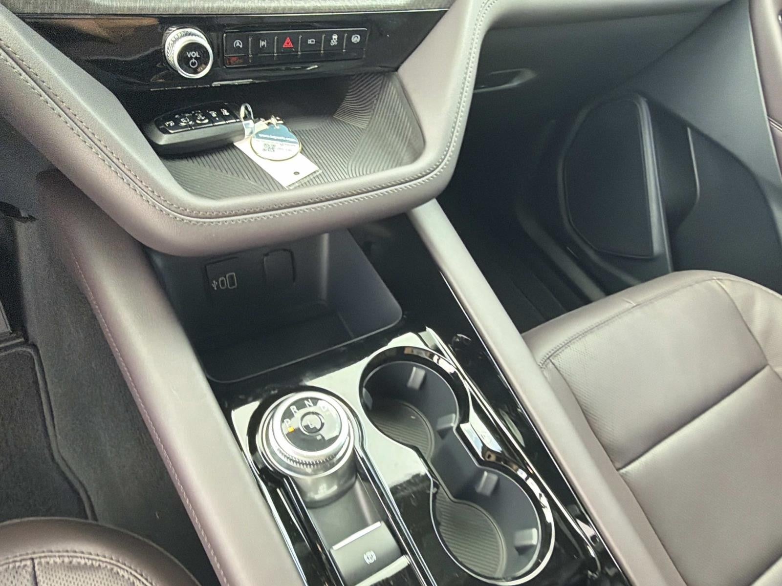 2026 Ford Explorer PLATINUM RWD