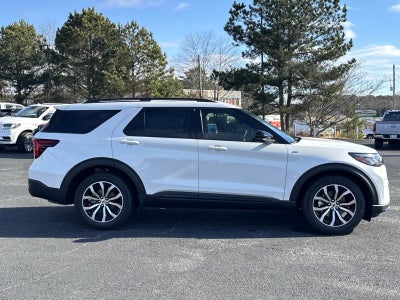 2026 Ford Explorer ST-LINE RWD