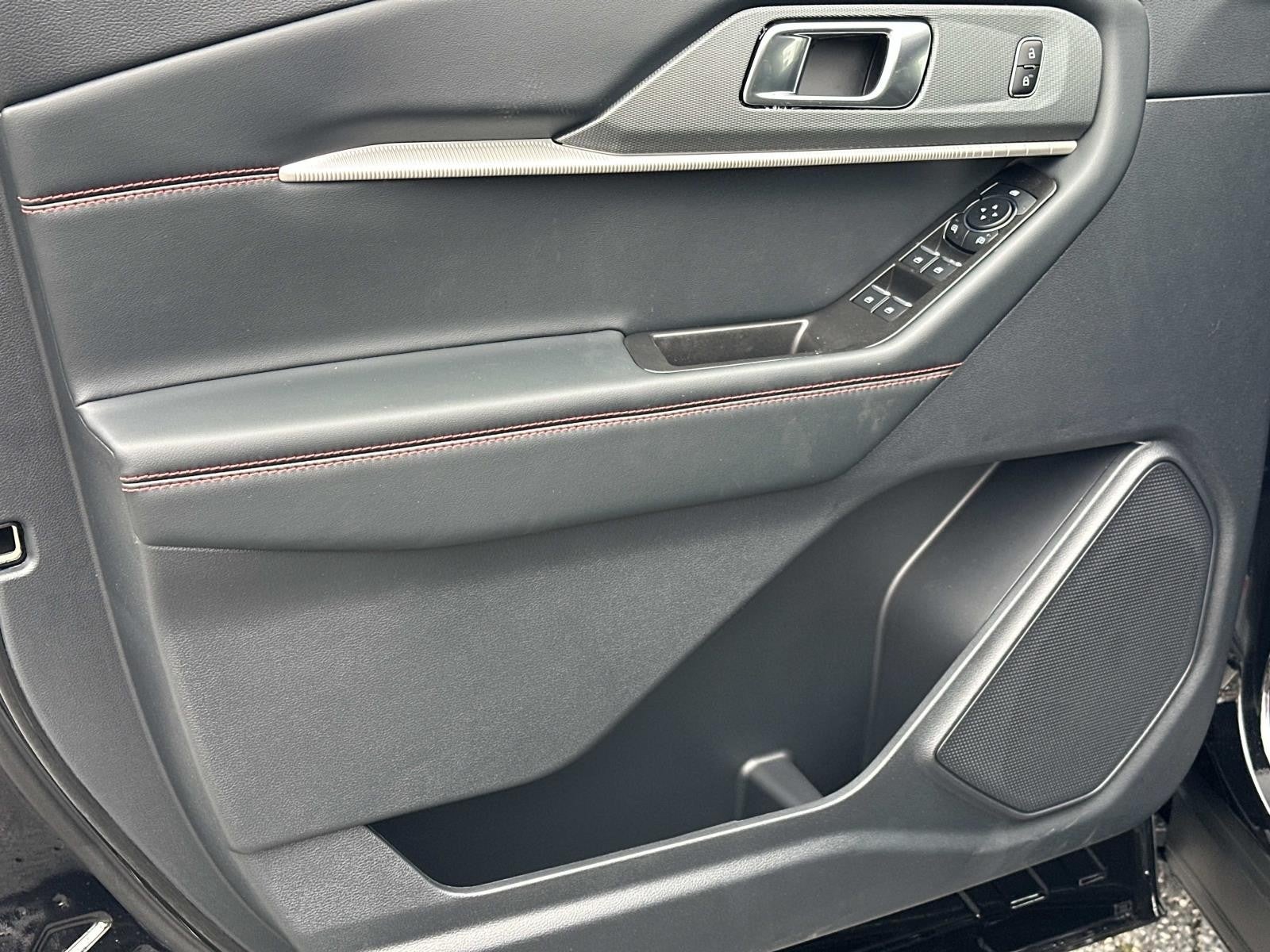 2026 Ford Explorer ST-LINE RWD