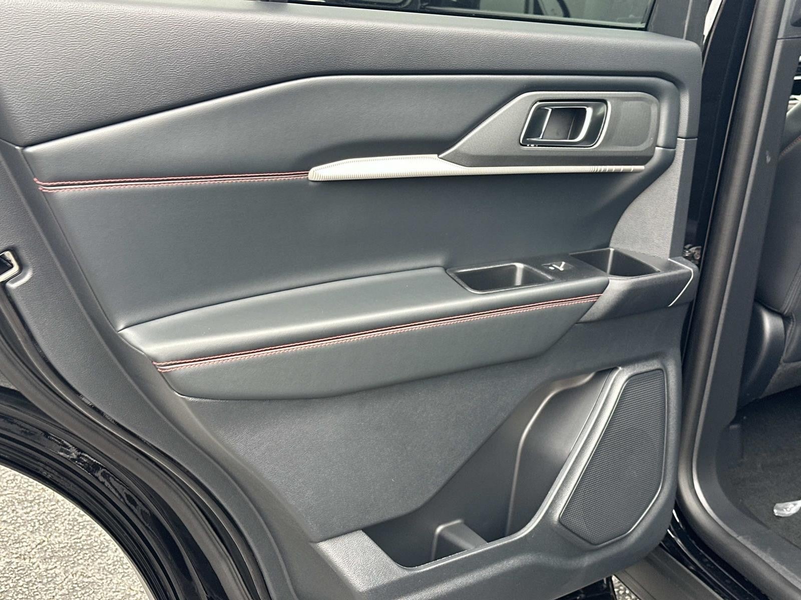 2026 Ford Explorer ST-LINE RWD