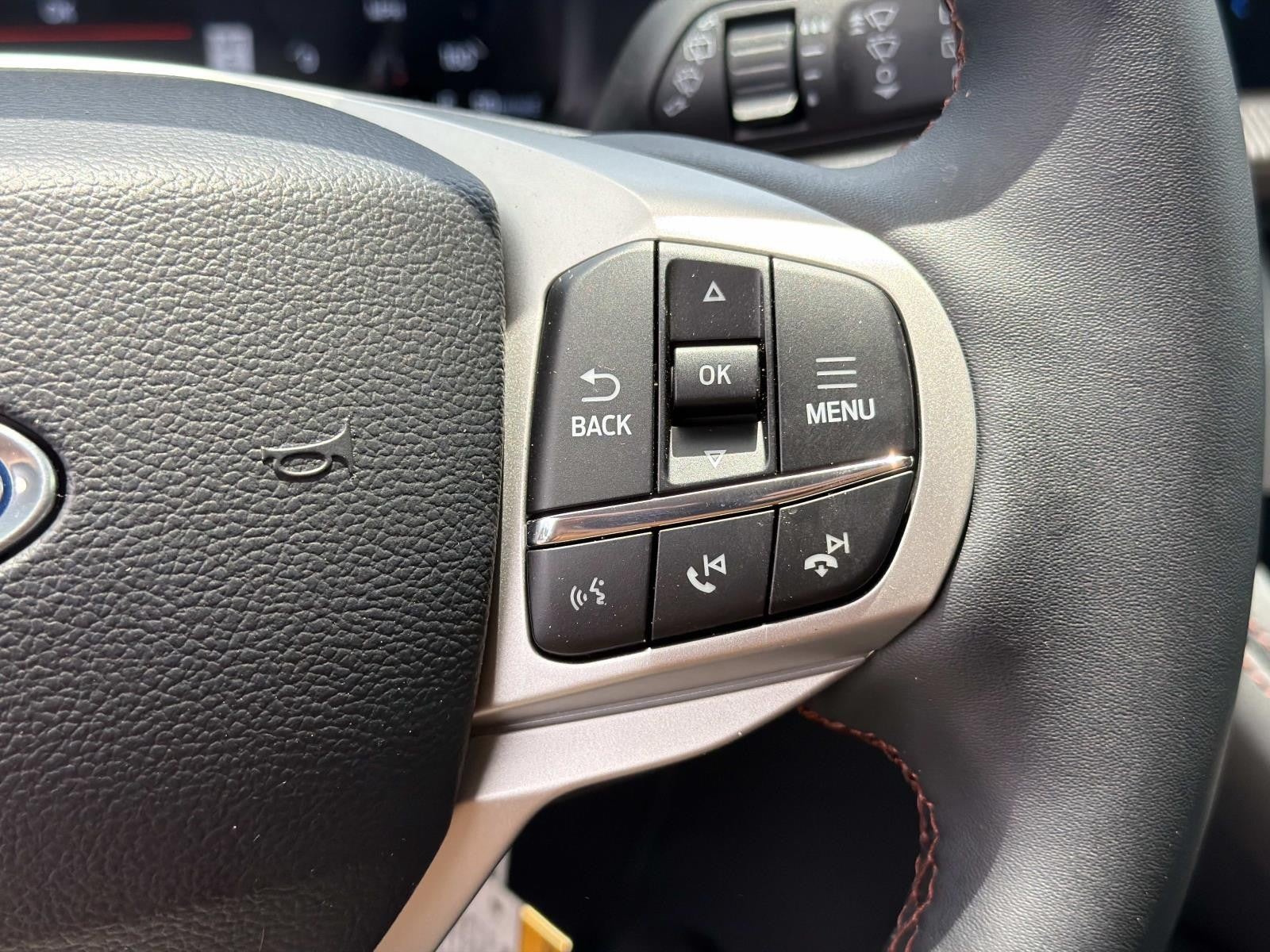 2026 Ford Explorer ACTIVE W/200A PKG 4WD
