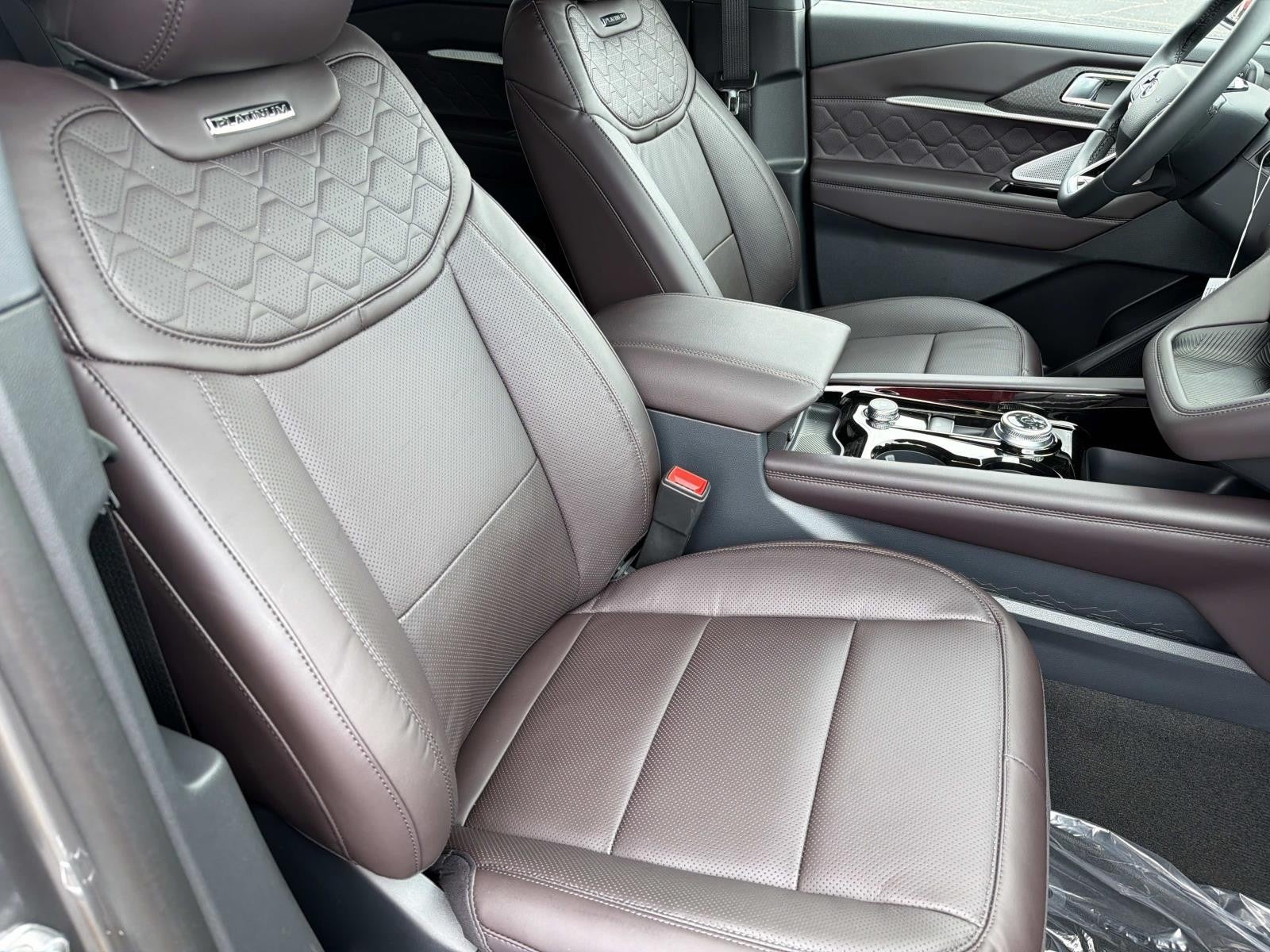 2026 Ford Explorer PLATINUM 4WD
