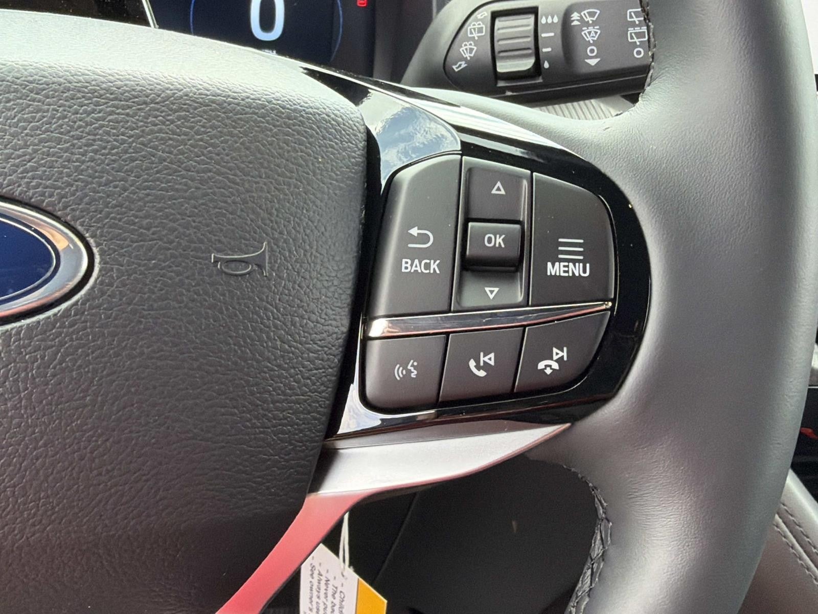 2026 Ford Explorer PLATINUM 4WD
