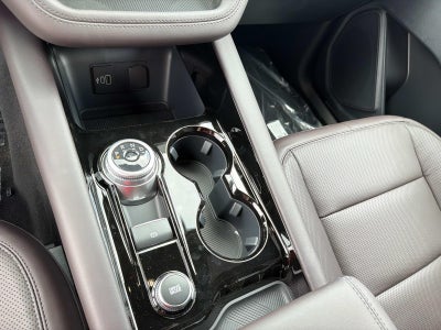 2026 Ford Explorer PLATINUM 4WD