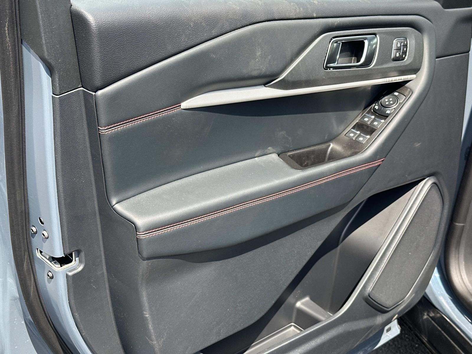 2026 Ford Explorer ST-LINE 4WD