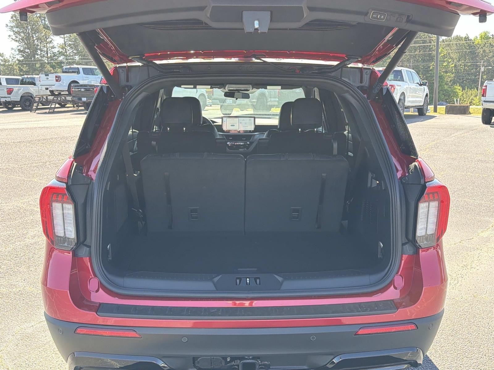 2026 Ford Explorer ST-LINE 4WD