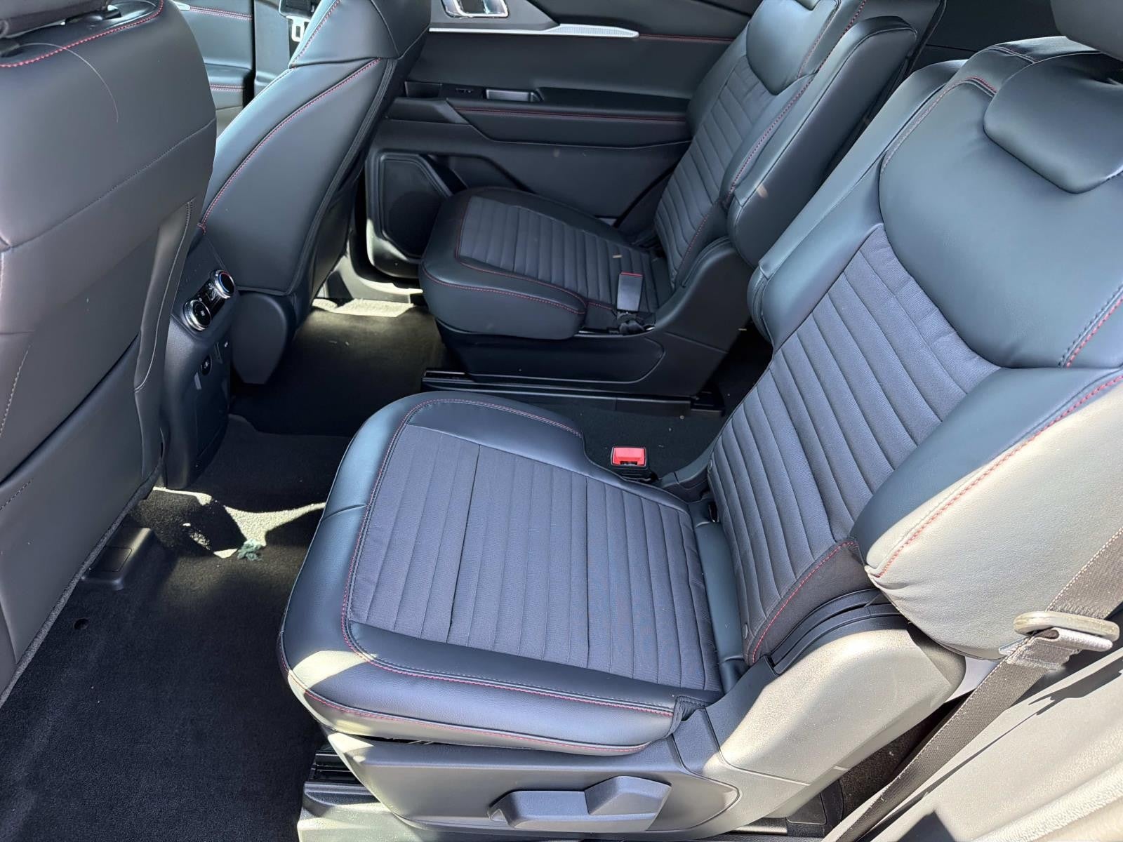 2026 Ford Explorer ST-LINE 4WD