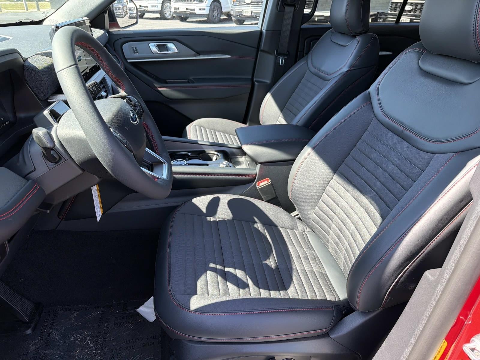 2026 Ford Explorer ST-LINE 4WD