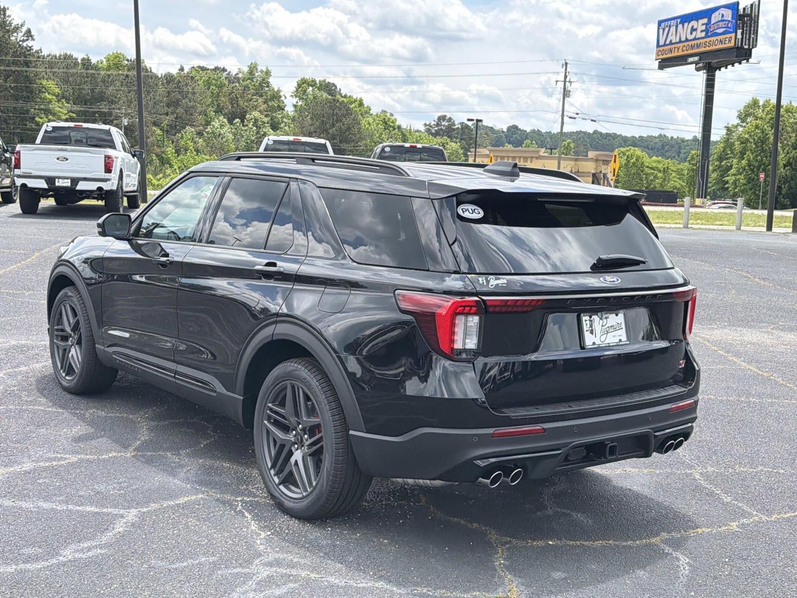 2026 Ford Explorer ST RWD