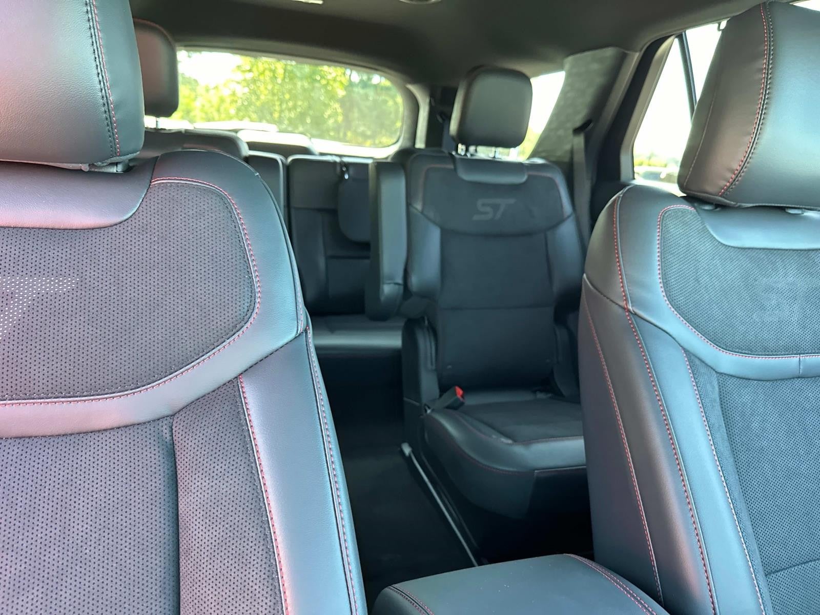 2025 Ford Explorer ST RWD