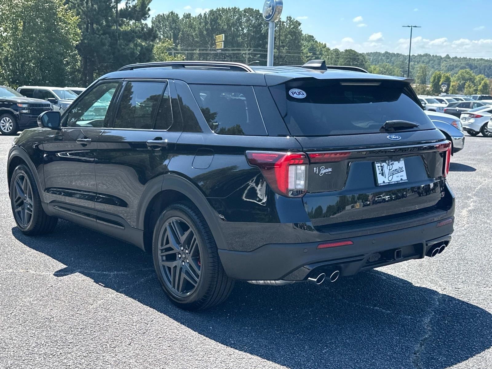 2025 Ford Explorer ST RWD