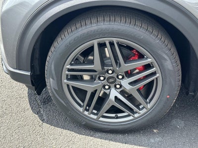 2026 Ford Explorer ST 4WD