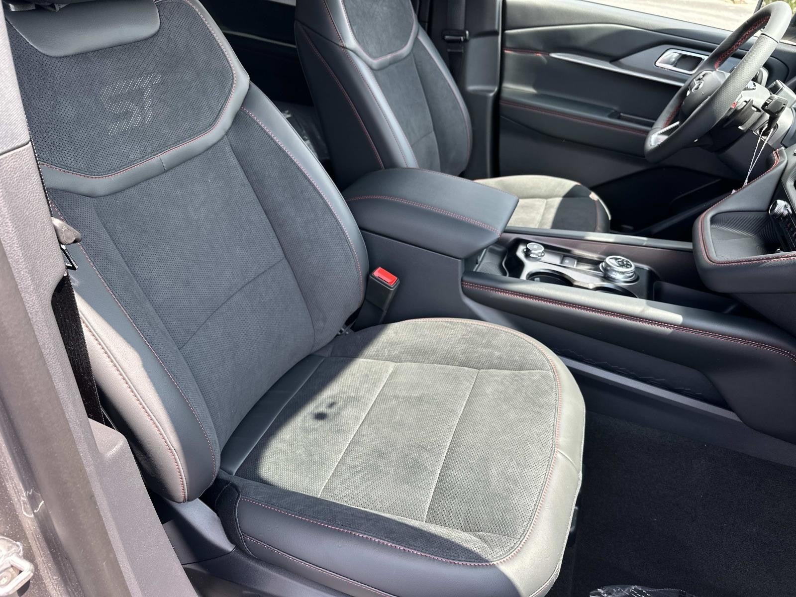 2026 Ford Explorer ST 4WD