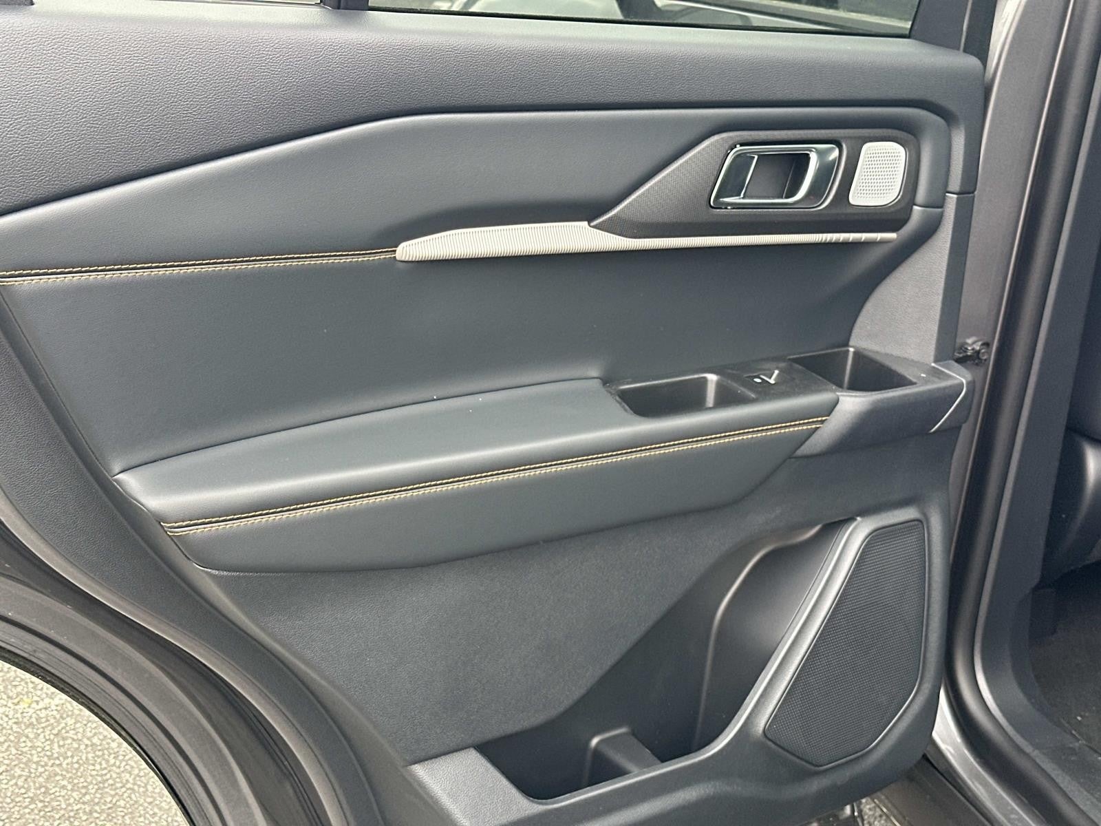 2026 Ford Explorer TREMOR 4WD