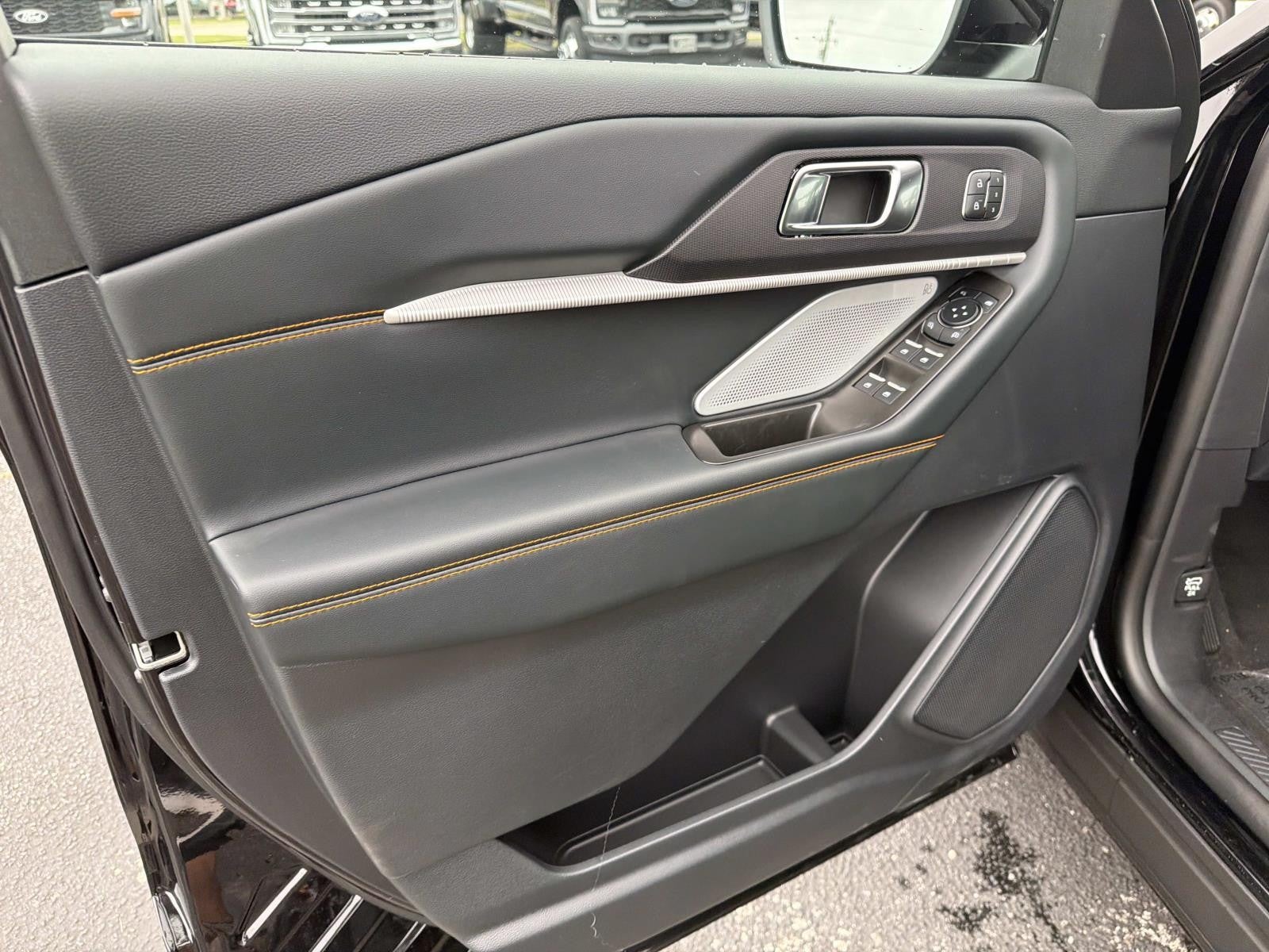2026 Ford Explorer TREMOR 4WD
