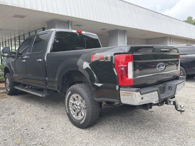 2017 Ford Super Duty F-250 SRW Lariat