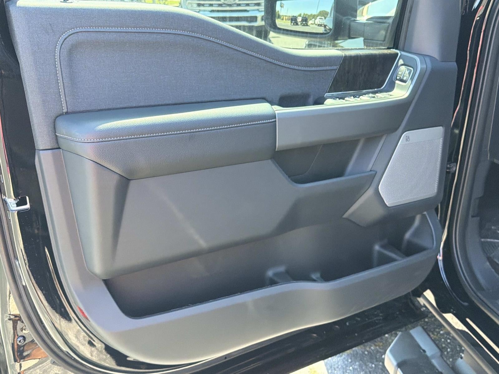 2026 Ford Super Duty F-250 SRW LARIAT 4WD CREW CAB 6.75'