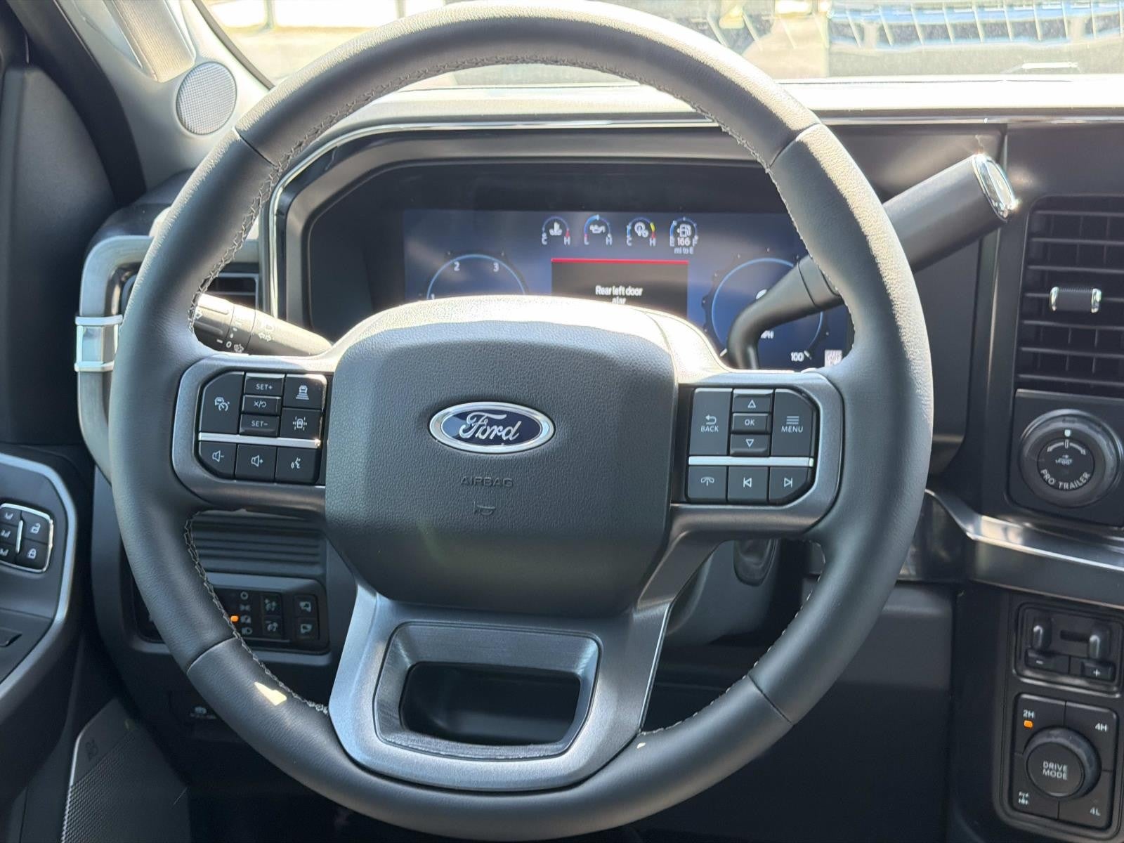 2026 Ford Super Duty F-250 SRW LARIAT 4WD CREW CAB 6.75'