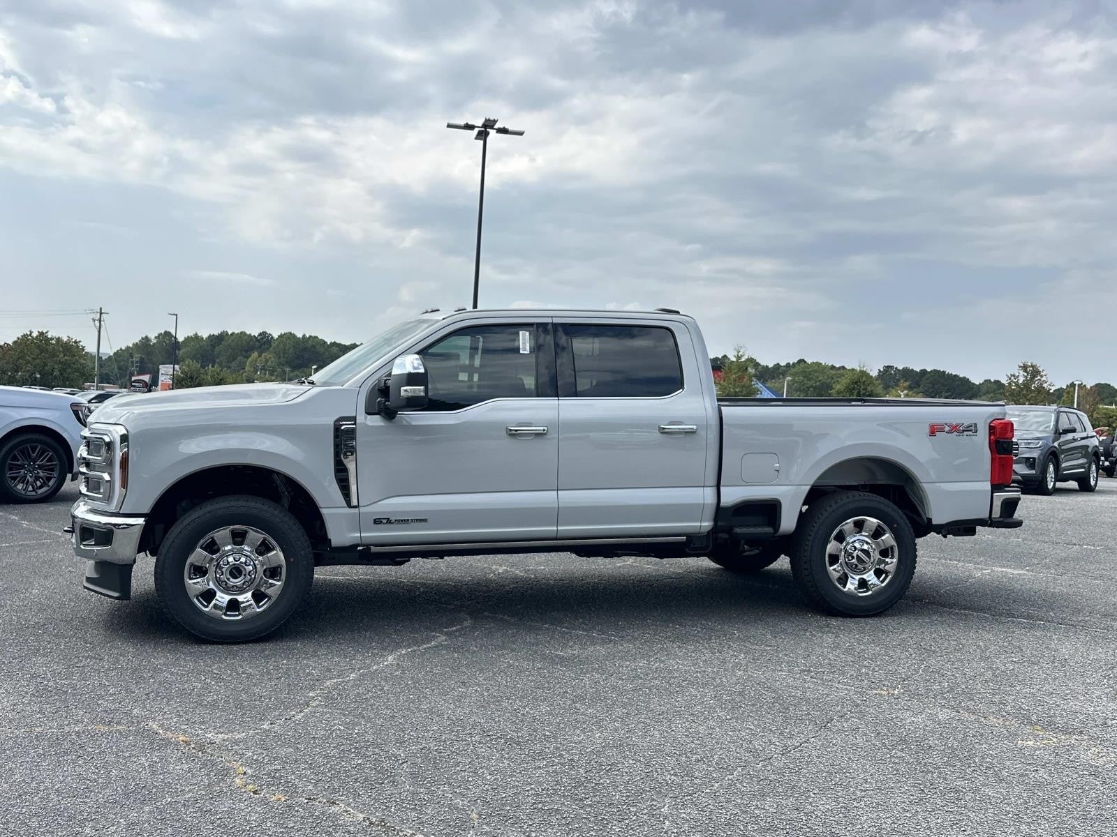 2026 Ford Super Duty F-250 SRW LARIAT 4WD CREW CAB 6.75'